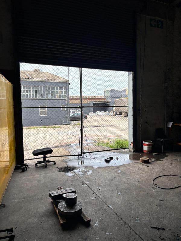 To Let commercial Property for Rent in Deal Party Eastern Cape